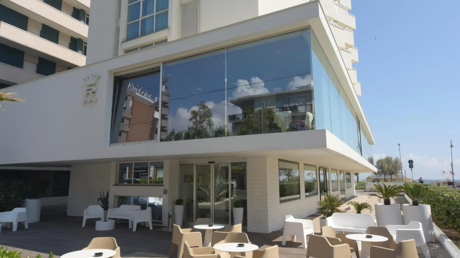 Hotel Regina Fronte Mare Rimini