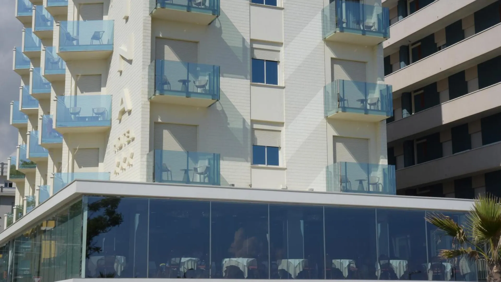 ***  Hotel Regina Fronte Mare Rimini Włochy