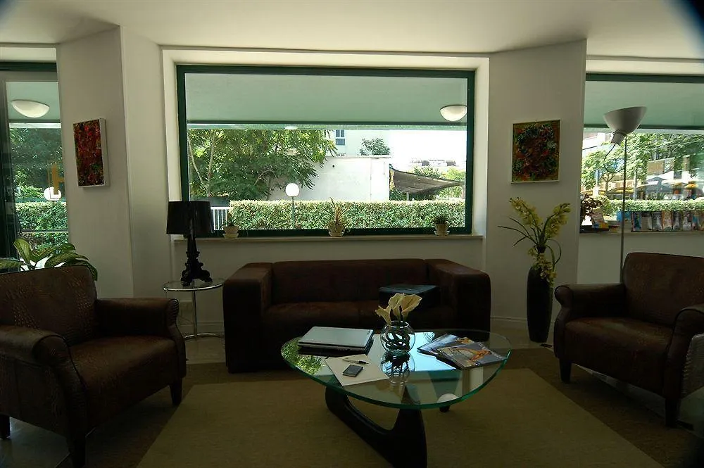 Hotel Regina Fronte Mare Rimini
