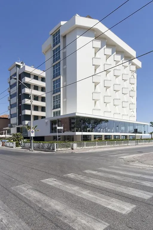 Hotel Regina Fronte Mare Rimini