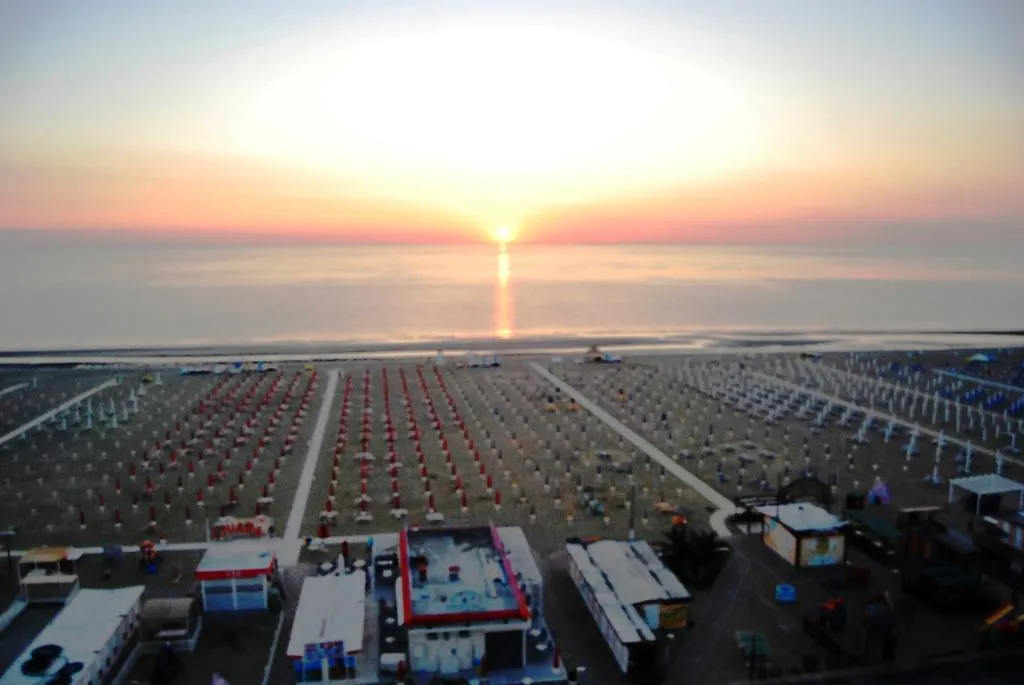 Hotel Regina Fronte Mare Rimini