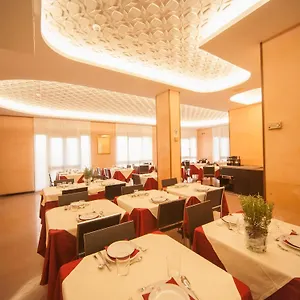 Manola Hotel