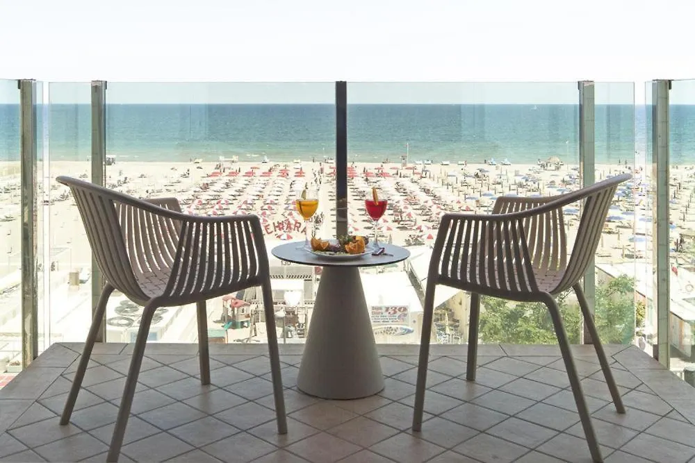 Hotel Regina Fronte Mare Rimini 3*,  Itálie