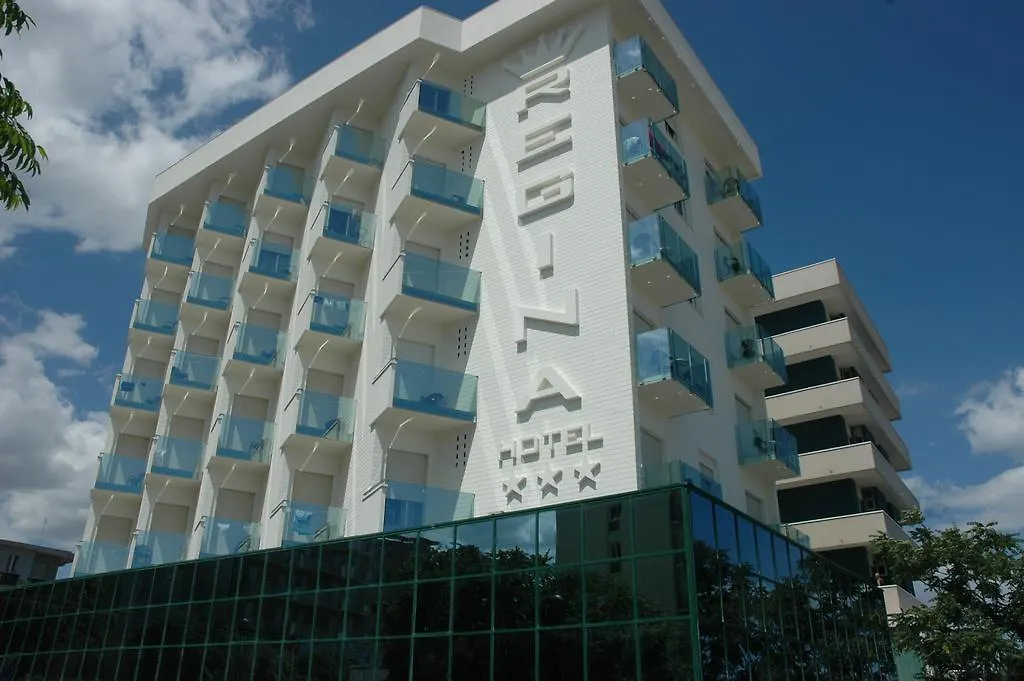 Hotel Regina in spiaggia Rimini