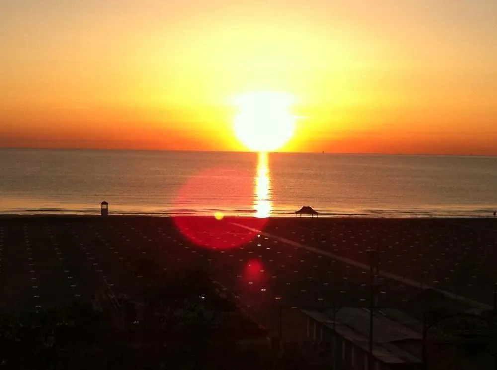 ***  Hotel Regina in spiaggia Rimini Italia